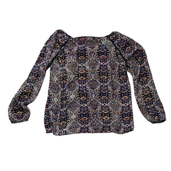 Sun & Shadow Blouse - Picture 2 of 9